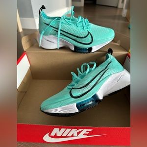 NEW Nike Air Zoom Alphafly NEXT% Flyknit